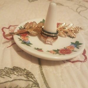 Ring holder